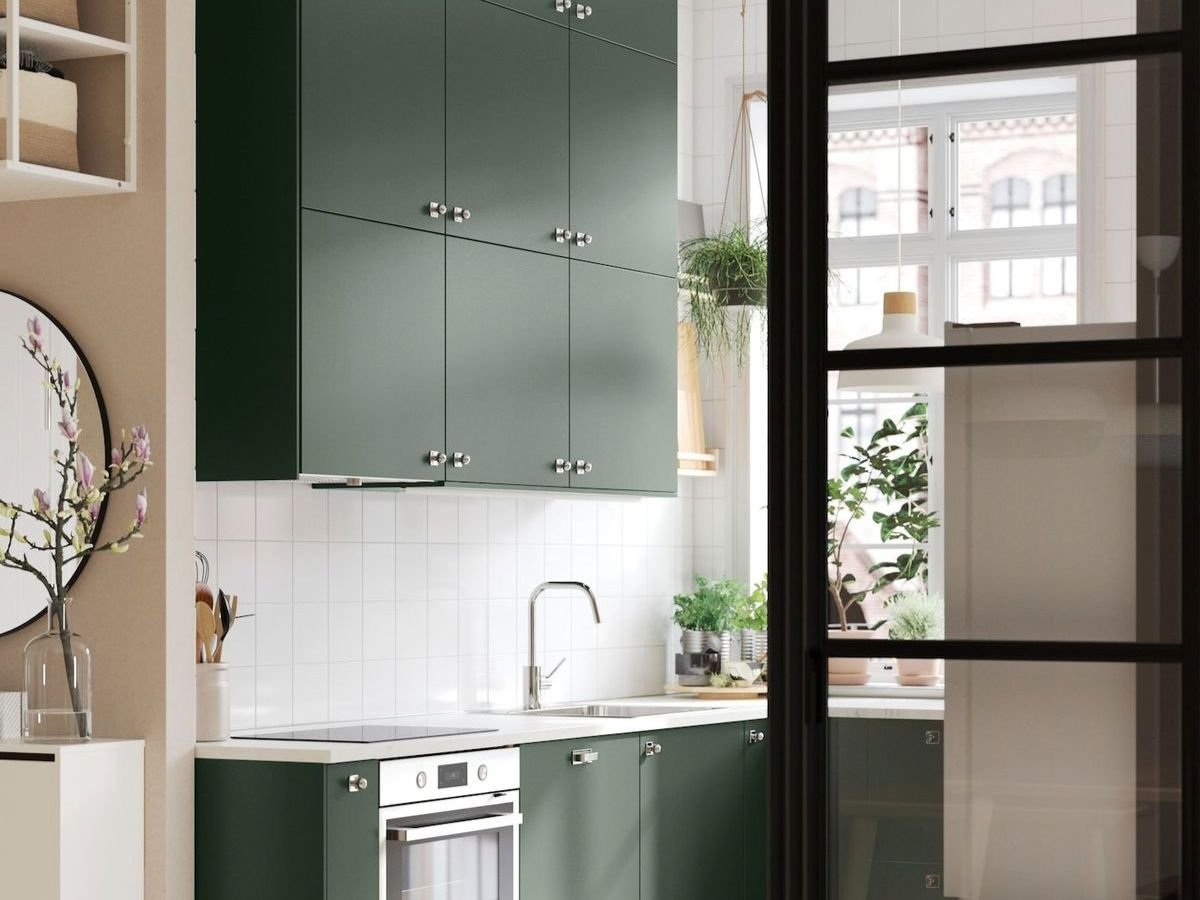 dark green kitchen cabinets