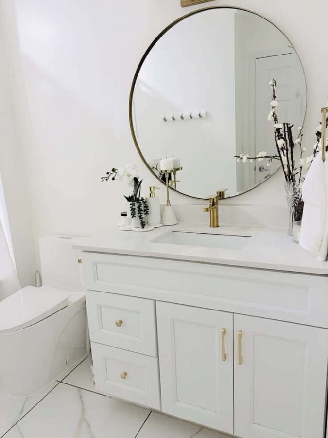all white bathroom decor ideas