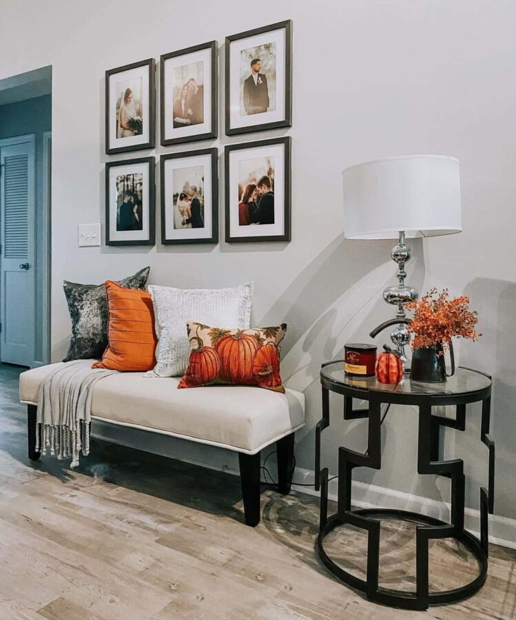 how to decorate a hallway living room