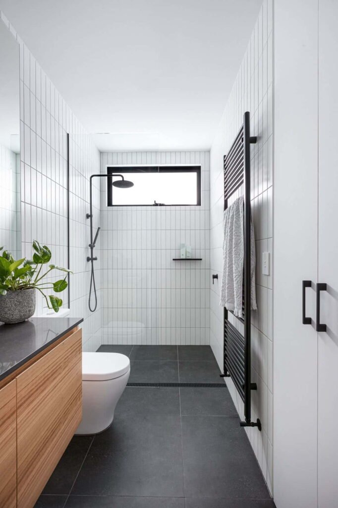 black and white bathroom renovation ideas