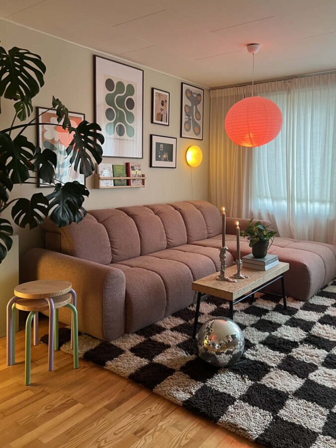 big couch small living room ideas